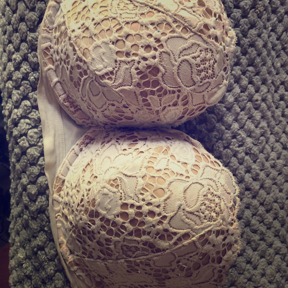 Victoria’s Secret Multi-way Bra